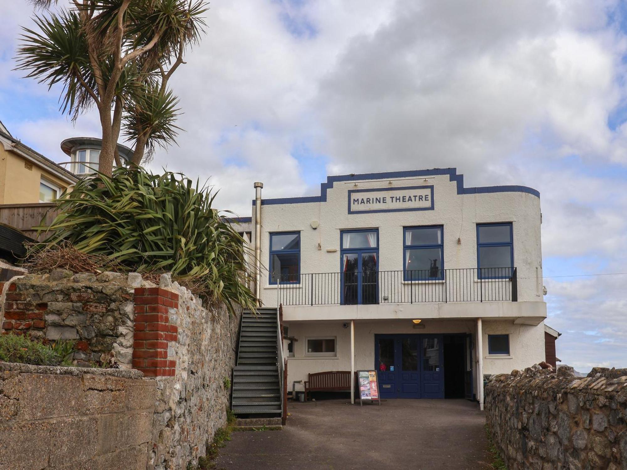 16 Church Street Lyme Regis Luaran gambar